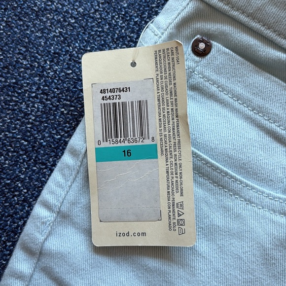 NWT IZOD: Stretch Ankle Jeans, Size 16, Very Light Blue Wash - Picture 6 of 8